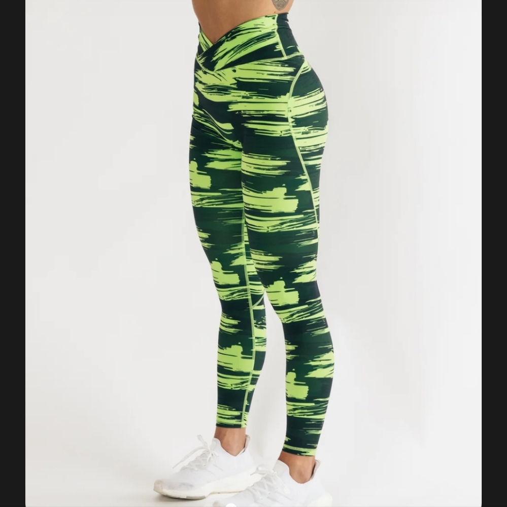 Alphalete Surface Power Legging